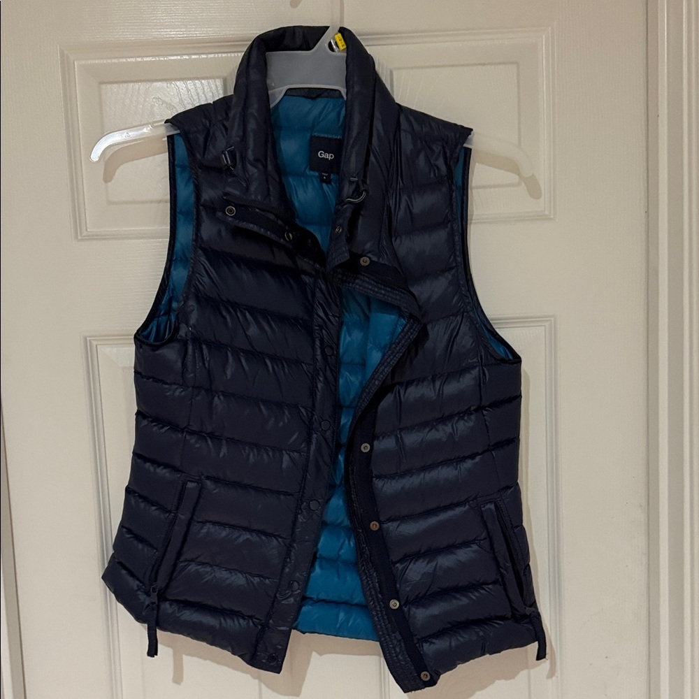 GAP Dark Blue Quilted Vest